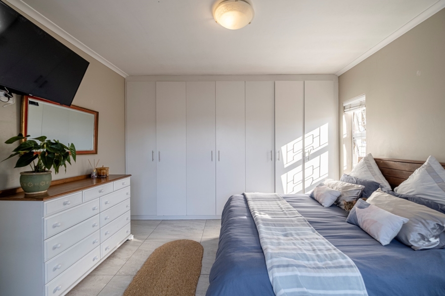 4 Bedroom Property for Sale in Lovemore Park Eastern Cape